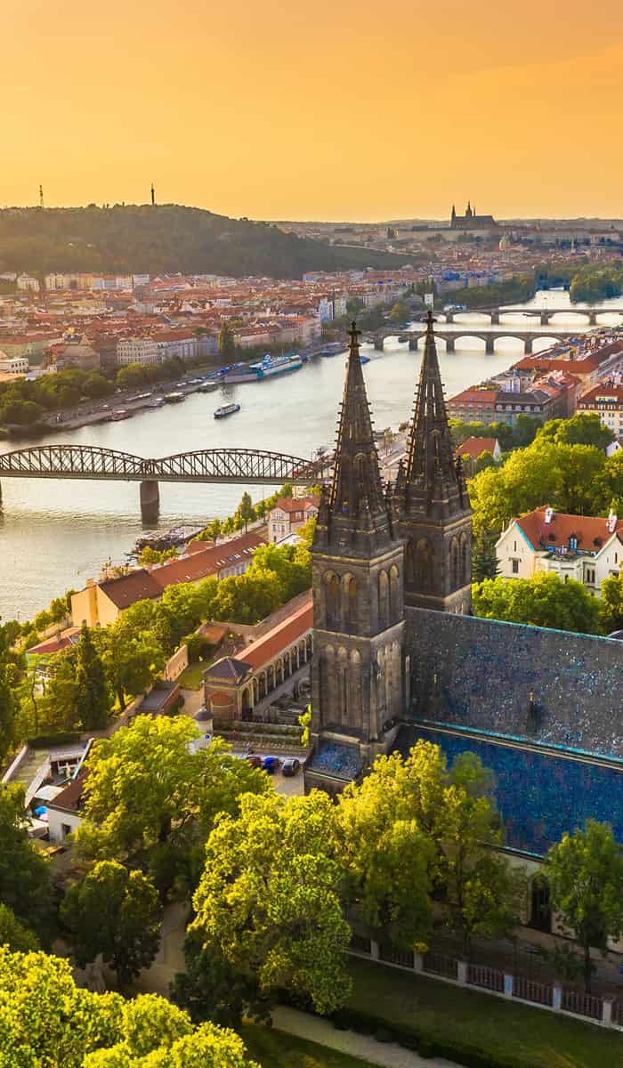 eSIM data plans for Czechia